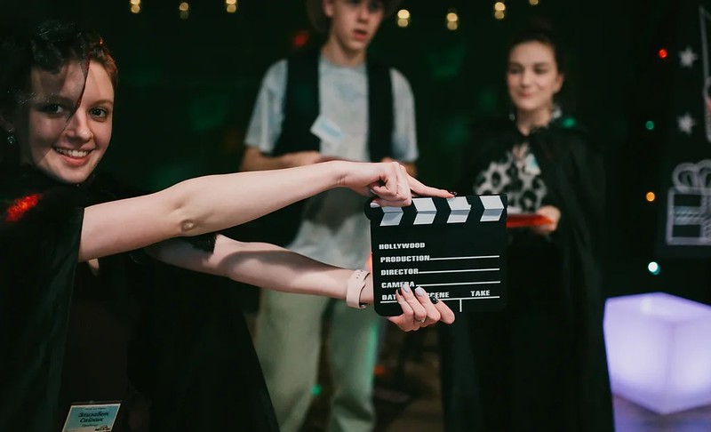 Городские огни и праздничное настроение в Arkhangelsk