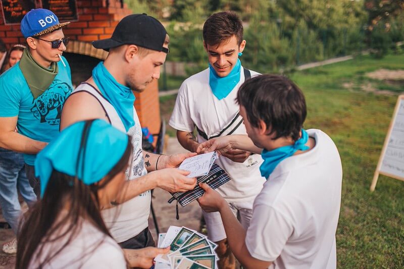 Как отметить майские праздники на природе в Архангельске — идеи отдыха, квесты и сценарии