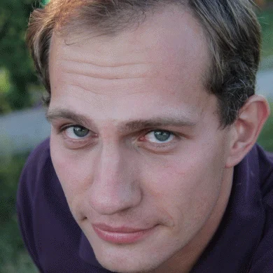 Сергей Антонов